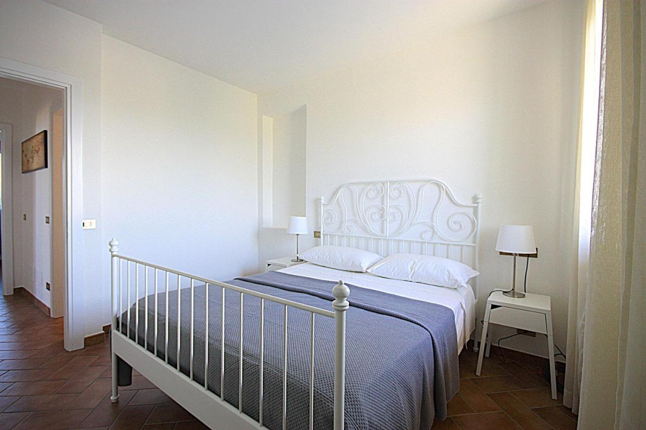 La Villa Degli Ulivi Soiano Del Lago Extérieur photo