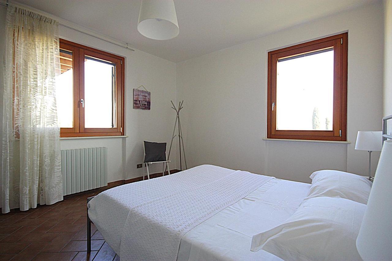 La Villa Degli Ulivi Soiano Del Lago Extérieur photo